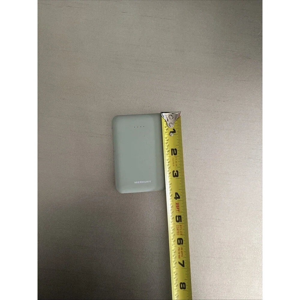 Mercury Power Bank Model Mi-pbc02 2.1 Output/input no cords included green